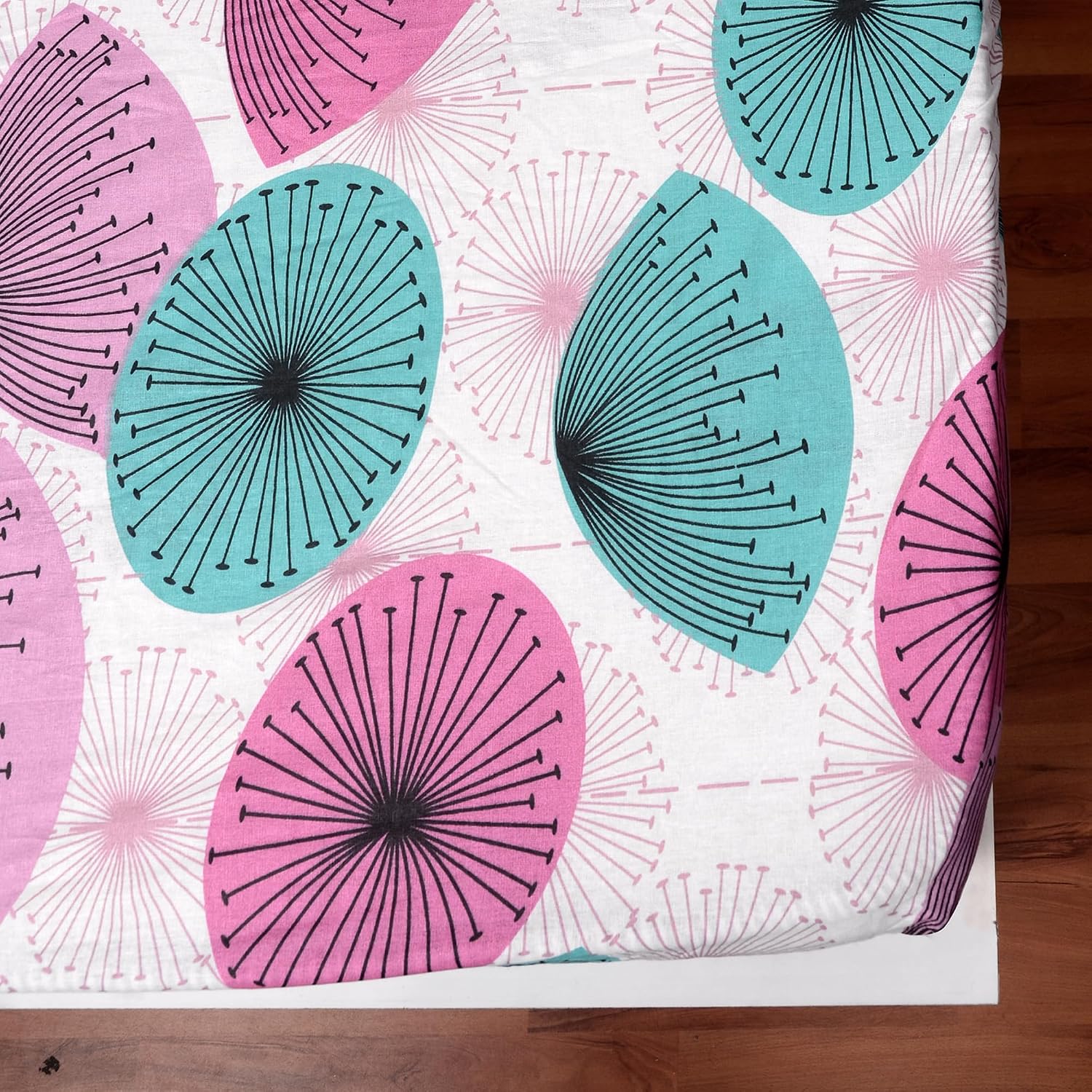 Printed King Size Double Bedsheet With 2 Pillow Cover For Bedroom | 72 X 78 + 9 Inches, Pink & White - All Around Elastic Fitted | Ideal For Everyday Use