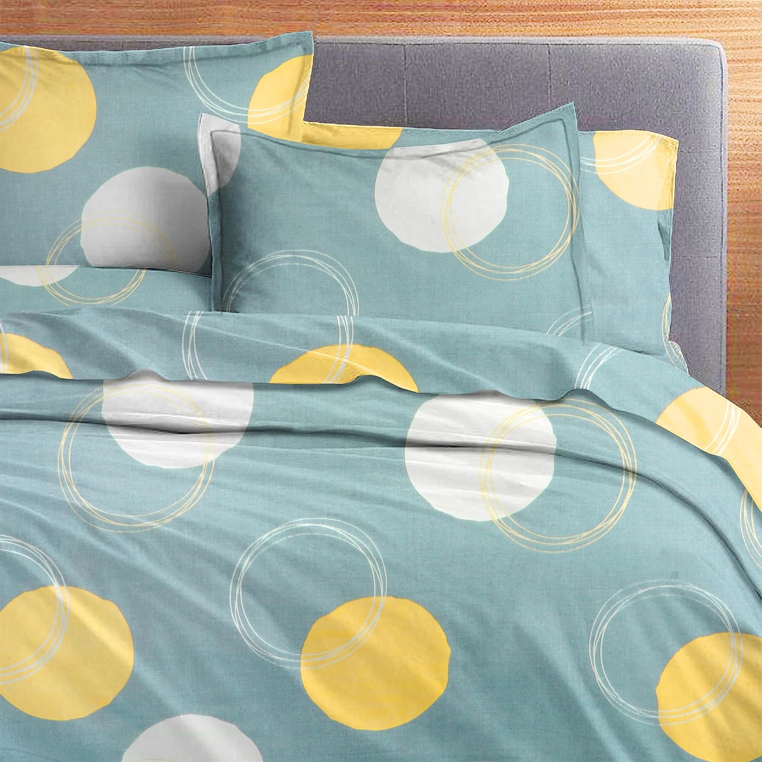100% Cotton Double Bedsheets With 2 King Size Pillow Cover | 90 X 90 Inches, Grey & White - Light Weight And Easy To Wash At Home