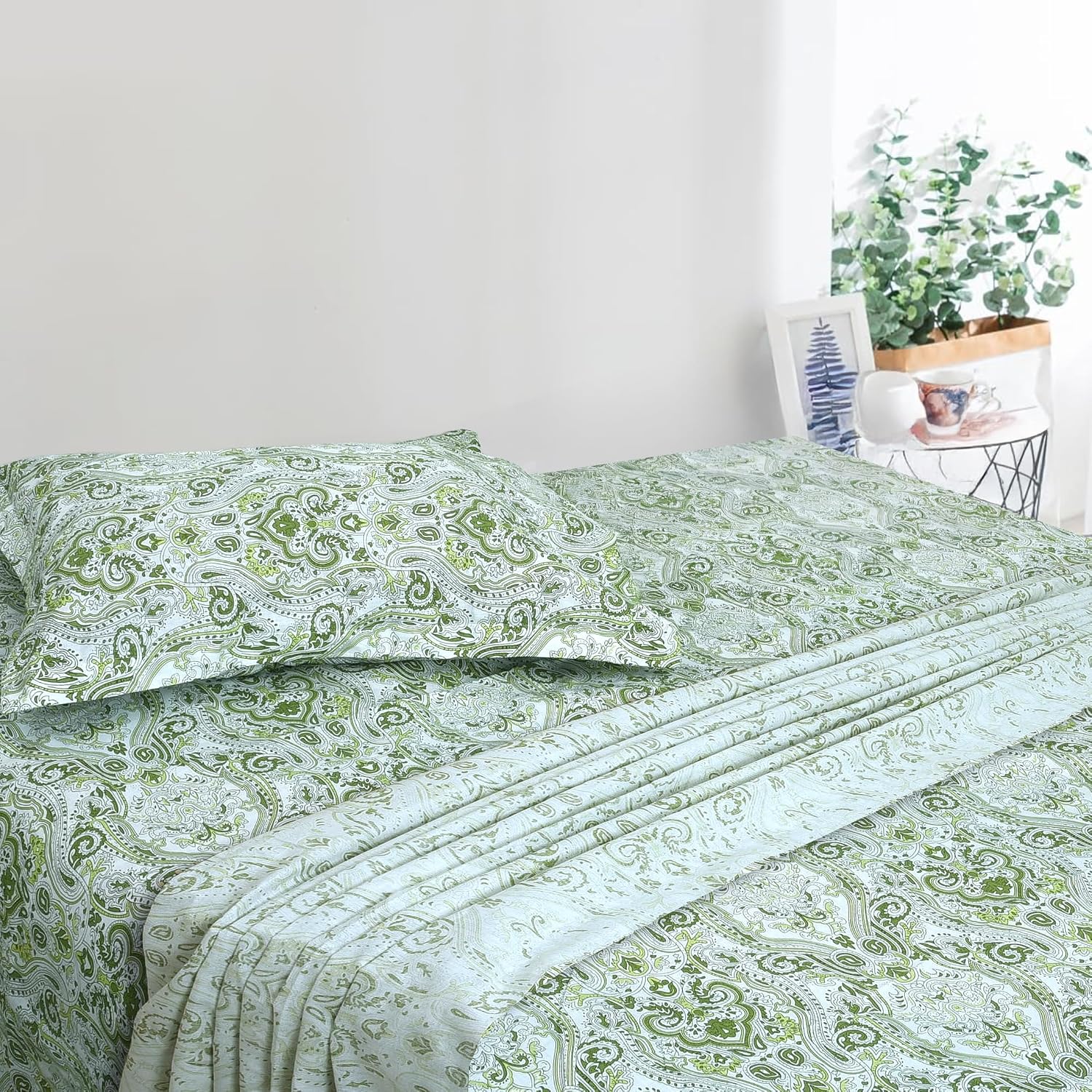 1 Single Bedsheet With One Pillow Covers - 60 X 90 Inches, Fern Green | Soft & Breathable Cotton Bedsheet - Long Lasting & Soft 250 Thread Count Bedsheet