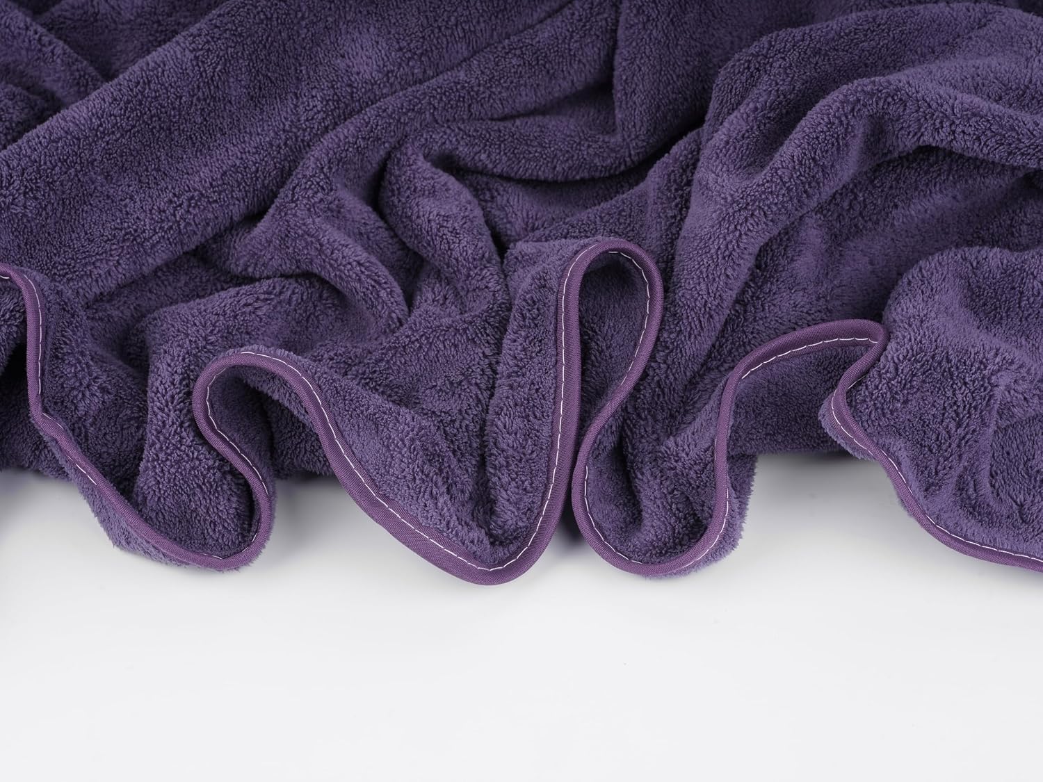 Glivary Microfiber Bath Towels Extra Soft Plush & Quick Dry High Absorbency Large Size Towels For Bathing (Dark Purple)