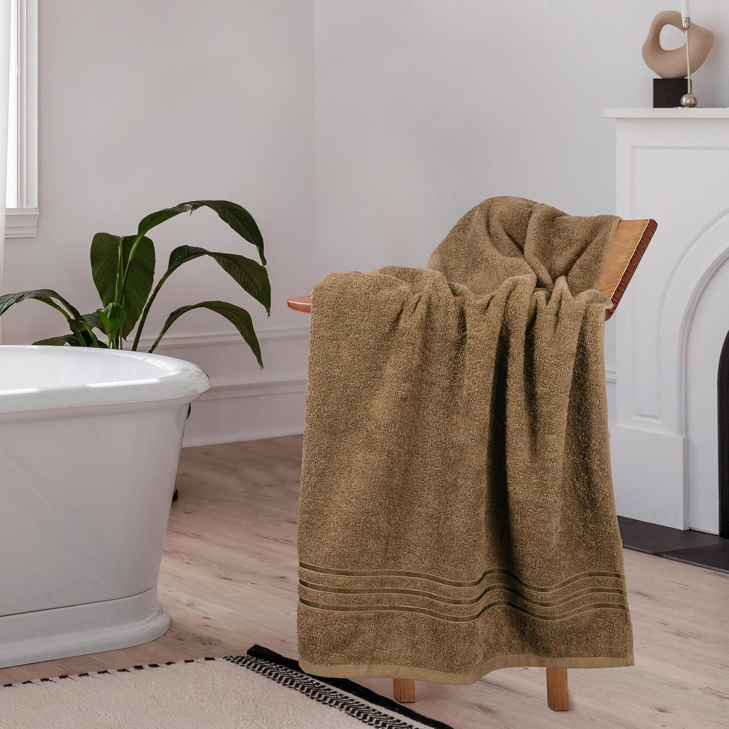 Home Elegance 100% Cotton Comfort Living Bath Towel 400 Gsm (Coconut Shell)- Pack Of 1