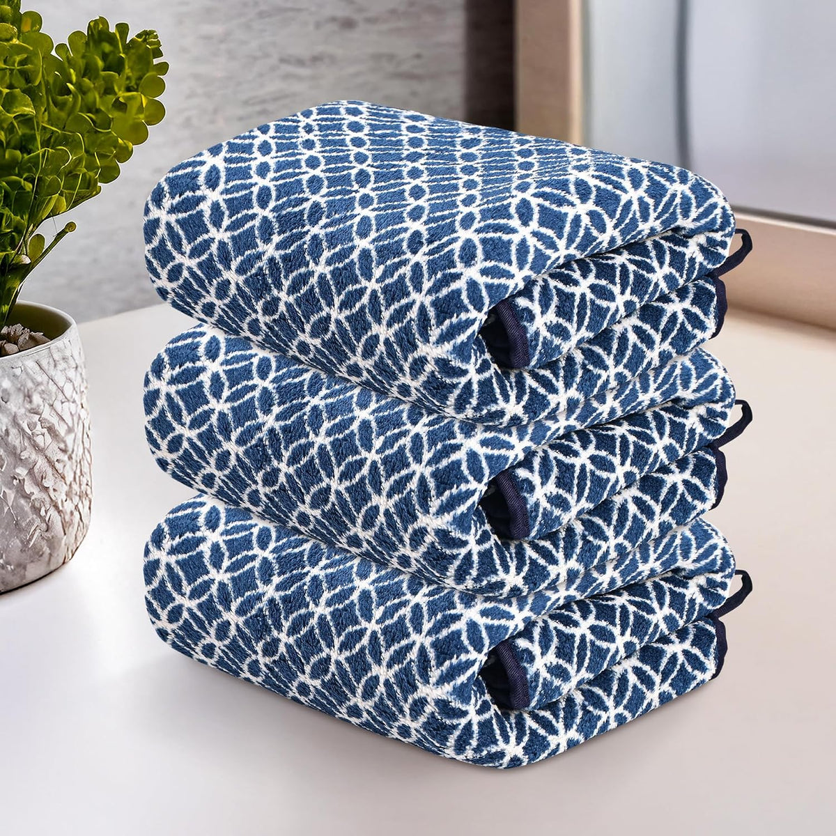 Heart Home Microfiber Soft Face Towels 700 Gsm | Quick Dry & Absorbent Hanging Hand Towels Circle - Blue (Pack Of 3)