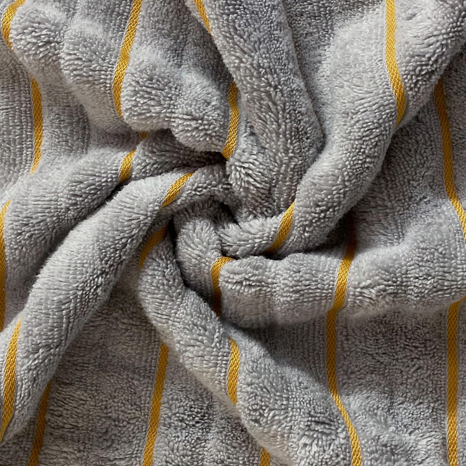 Spaces 100% Cotton Bath Towel 575 Gsm | Ribbed Texture High Absorbency High Loft Cotton Bath Towels (Silver)