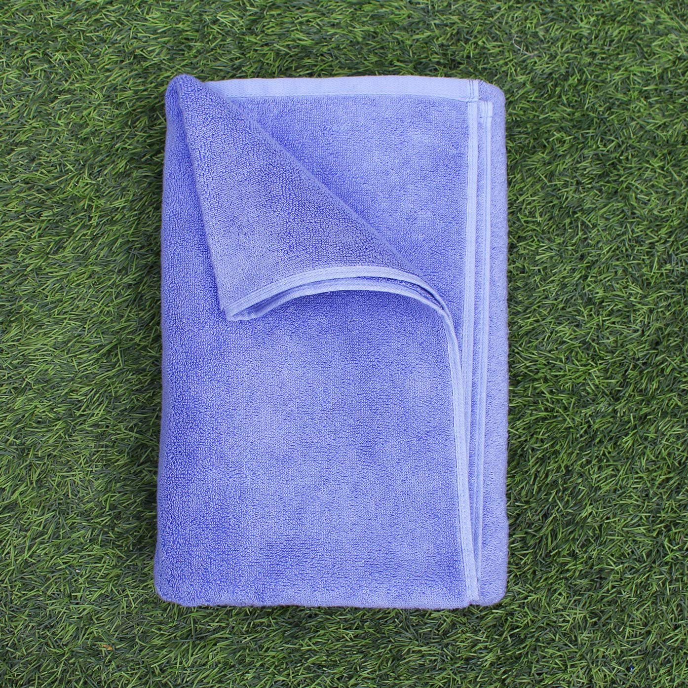 Heelium Bamboo Bath Towel 600 Gsm | Ultra Absorbent | 3x Softer Than Cotton Towels (Iris)