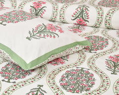 1 Queen Size Bedsheet For Double Bed With 2 Pillow Covers (90 X 108 Inches) Off White & Green | Beautiful Printed Designs - Breathable 100% Cotton Bedsheet Comfortable