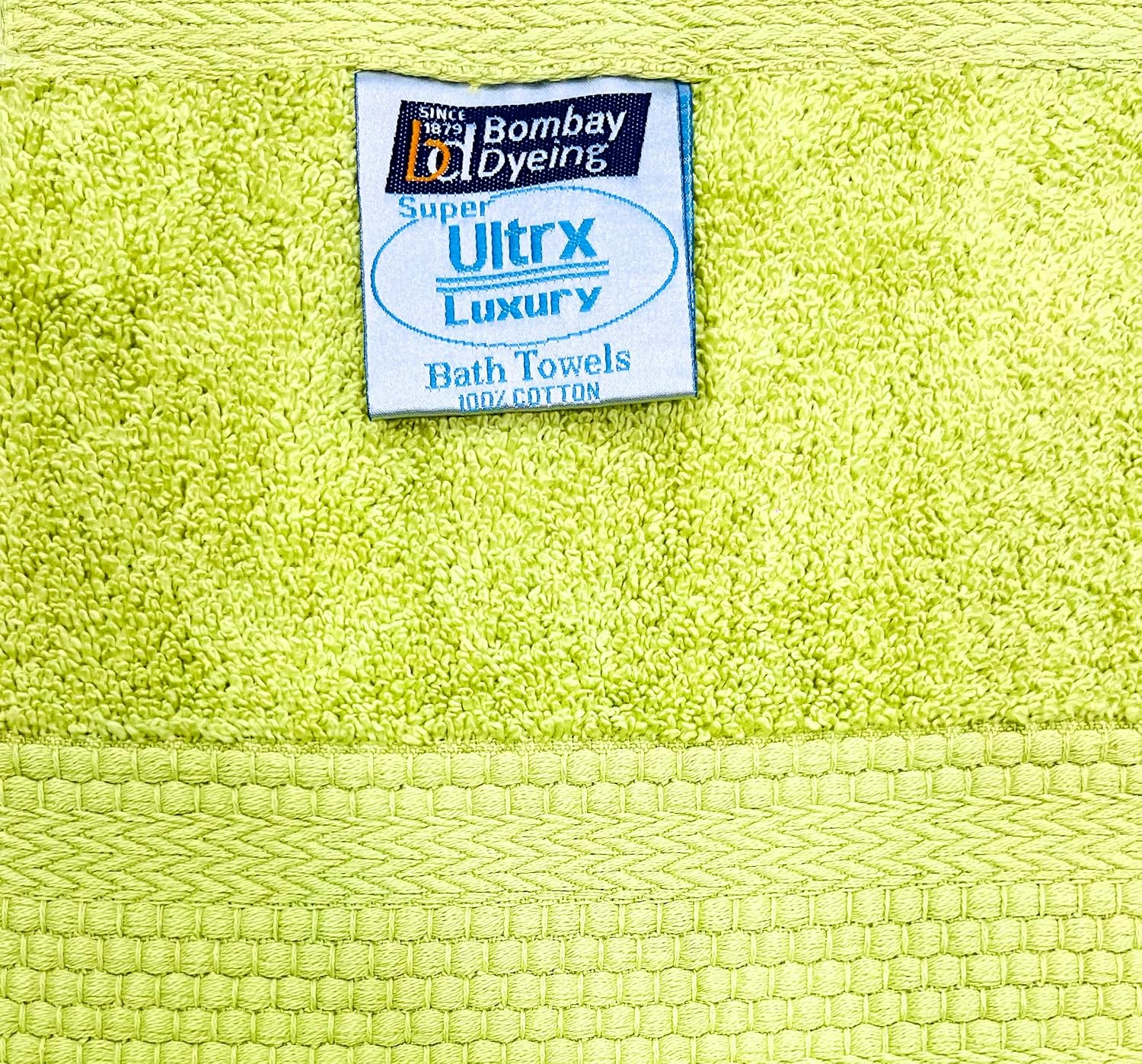 Bombay Dyeing Ultrx 100% Cotton Large Size Premium Bath Towel 650 Gsm - Green