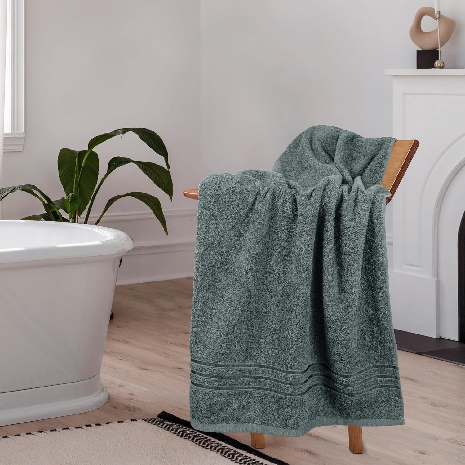 Home Elegance 100% Cotton Comfort Living Bath Towel 400 Gsm (New Grey)- Pack Of 1