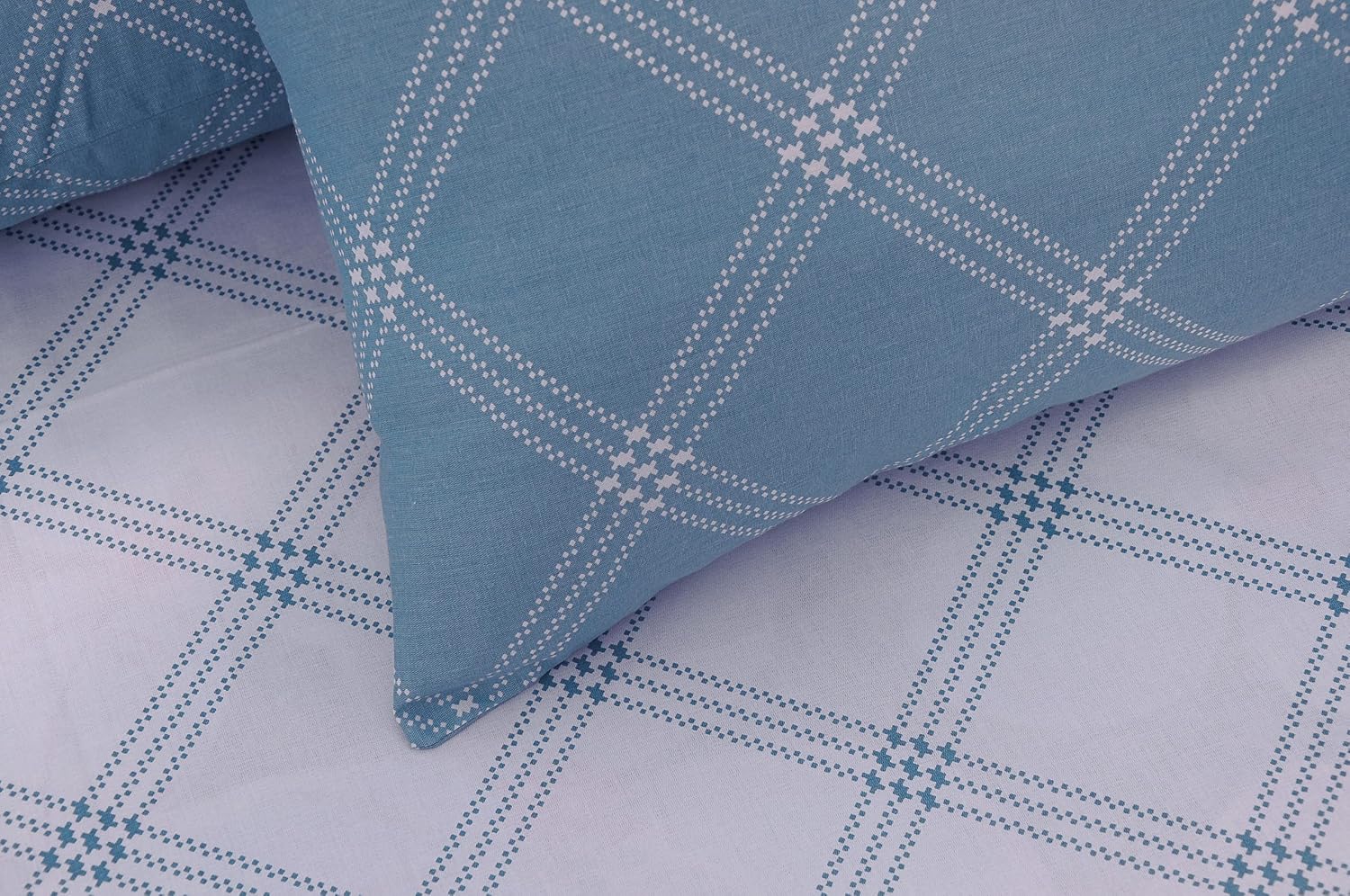 Fitted 1 Single Size Bedsheet With 1 Pillow Cover - Size 36 X 78 Inches, White & Blue | Luxury Soft Sheet, Lightweight & Breathable Bedsheet