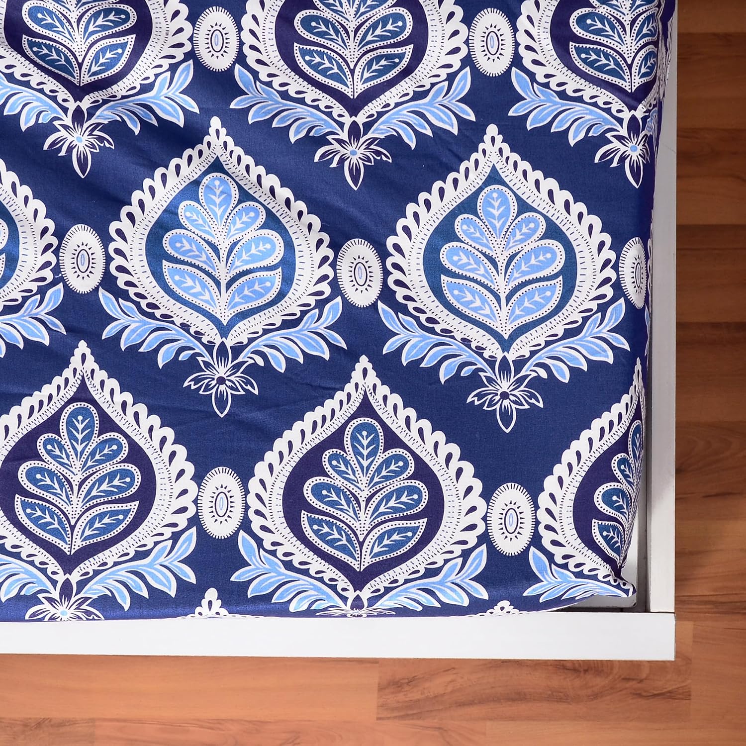 Super Soft Single Fitted Bedsheet With 1 Pillow Cover | 57 X 78 + 6 Inches, Blue & White - Perfect For Use In Bedrooms, Guest Rooms, Dormitories