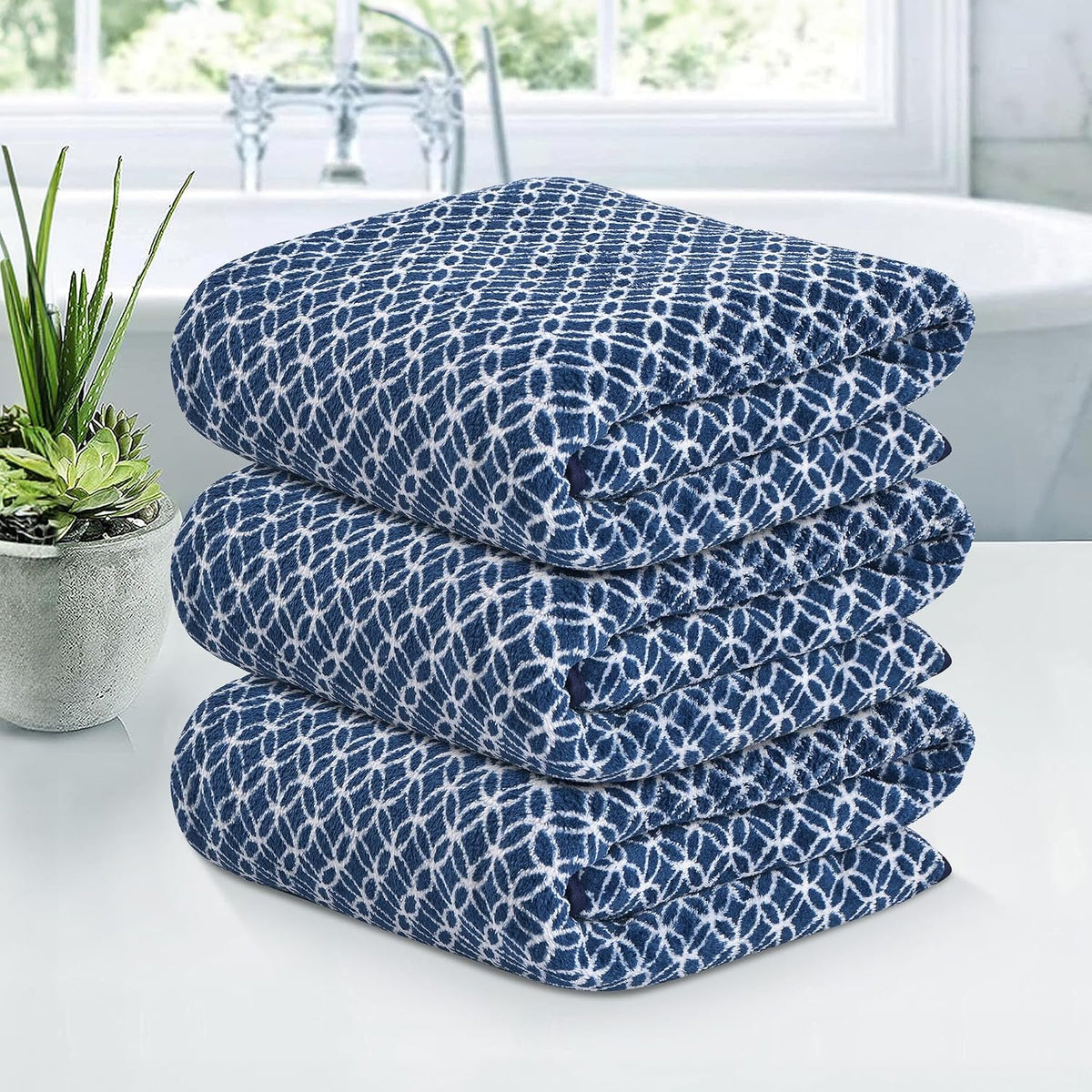 Kuber Industries Microfiber Bath Towel 1050 Gsm | Large Size Soft Quick Dry & Absorbent Shower Bath Towel (Circle - Blue)- Pack Of 3