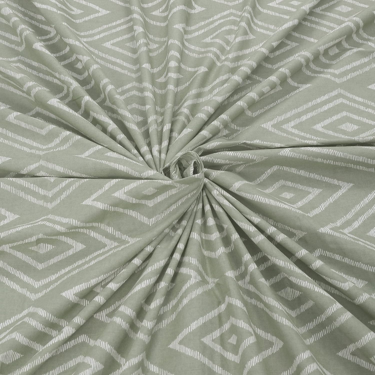 Super King Size Bedsheets 108 X 108 Inches With 2 Pillow Covers, Sage Green & White | Lightweight & Breathable Cotton Bedsheet