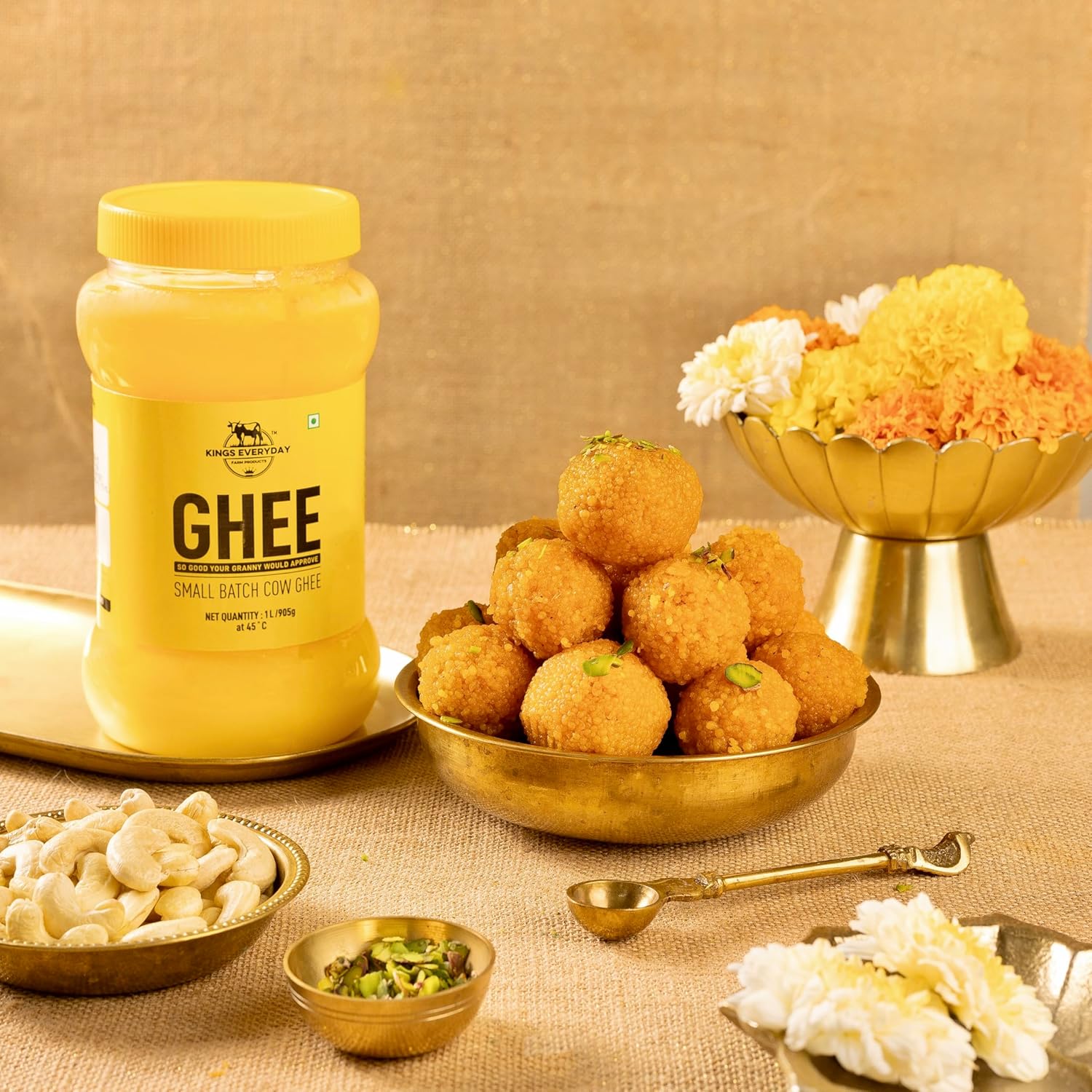 100% Pure Desi Daanedaar Cow Ghee By Kings Everyday | Rich Aroma & Taste Cow Ghee Improve Digestion & Immunity | (1 Litr) 33.8 Ounce | Jar Pack