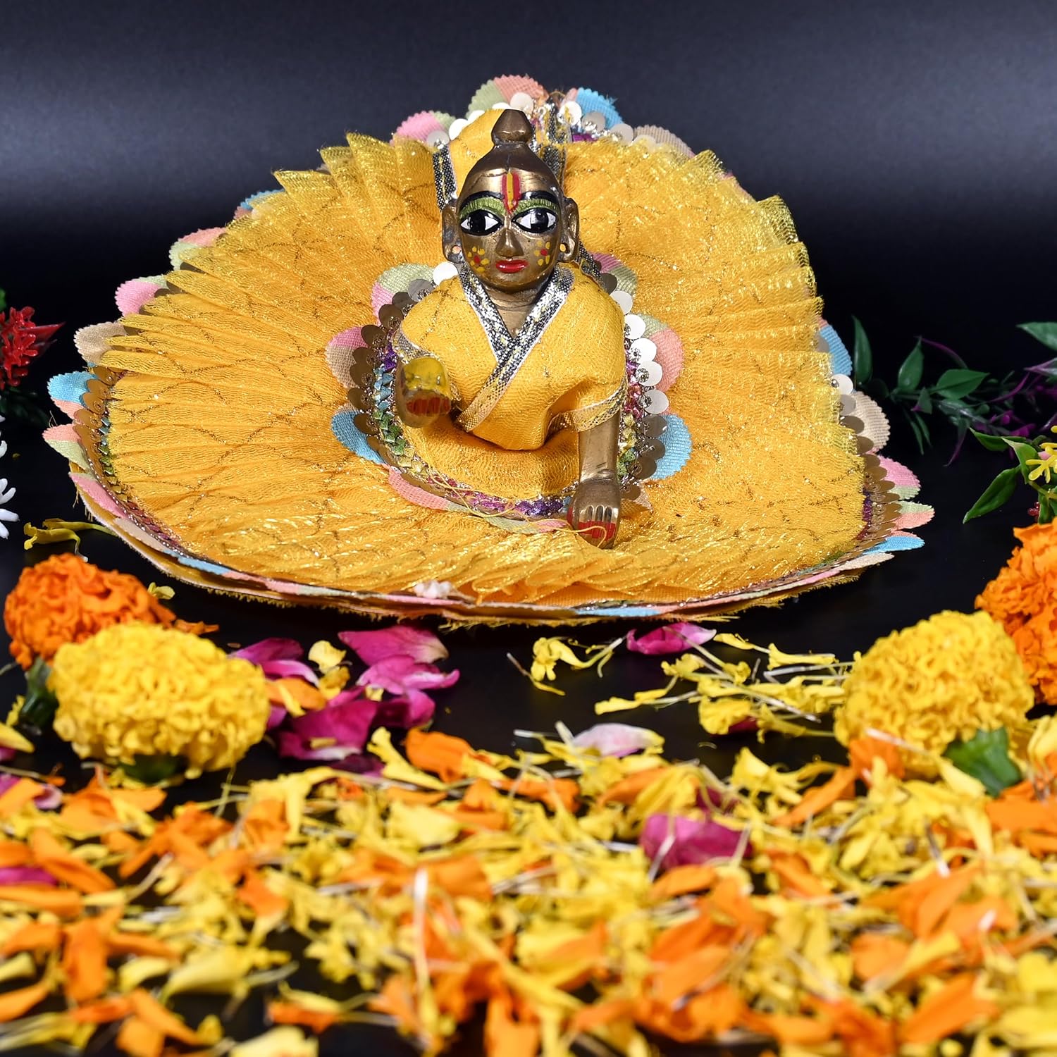 Laddu Bal Gopal Idol - Little Krishna Idol, Golden, Brass Idol, Small Size, Makhan Chor Idol - Kanha Ji Ki Murti For Pooja Room, Golden Handmade Statue | All Occasion, Thakur Ji Idol