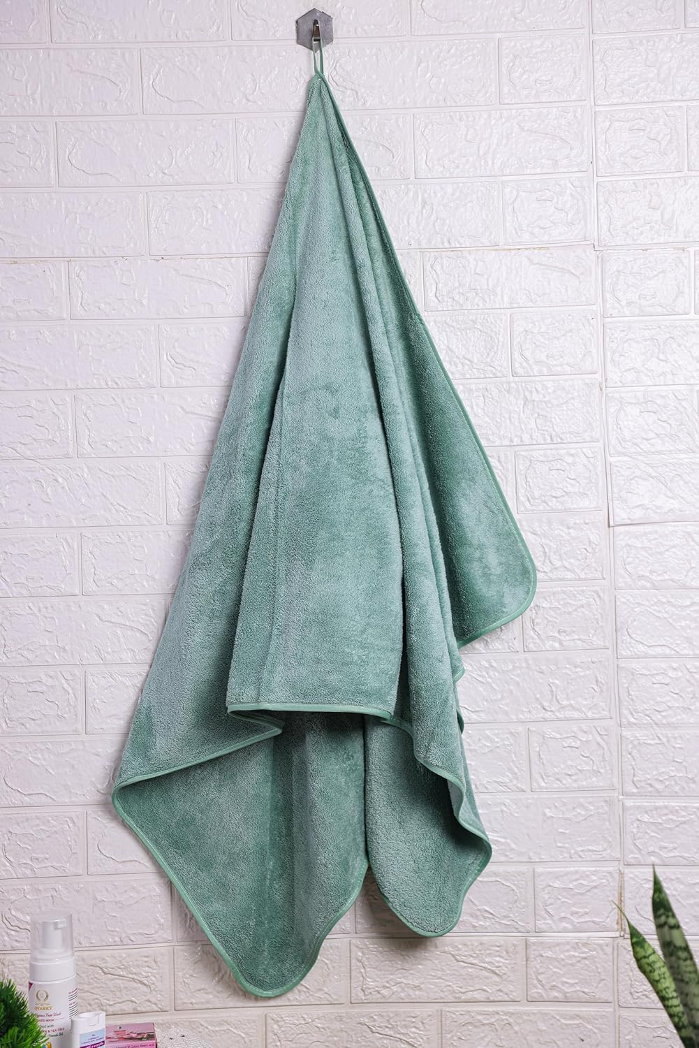 Fezora Microfiber Bath Towels 290 Gsm | Soft Coral Fleece Towel With Extra Soft Plush & Quick Dry Large Size Towels Hook Quick Dry Super Absorbent-Bath Towel (Firogi)