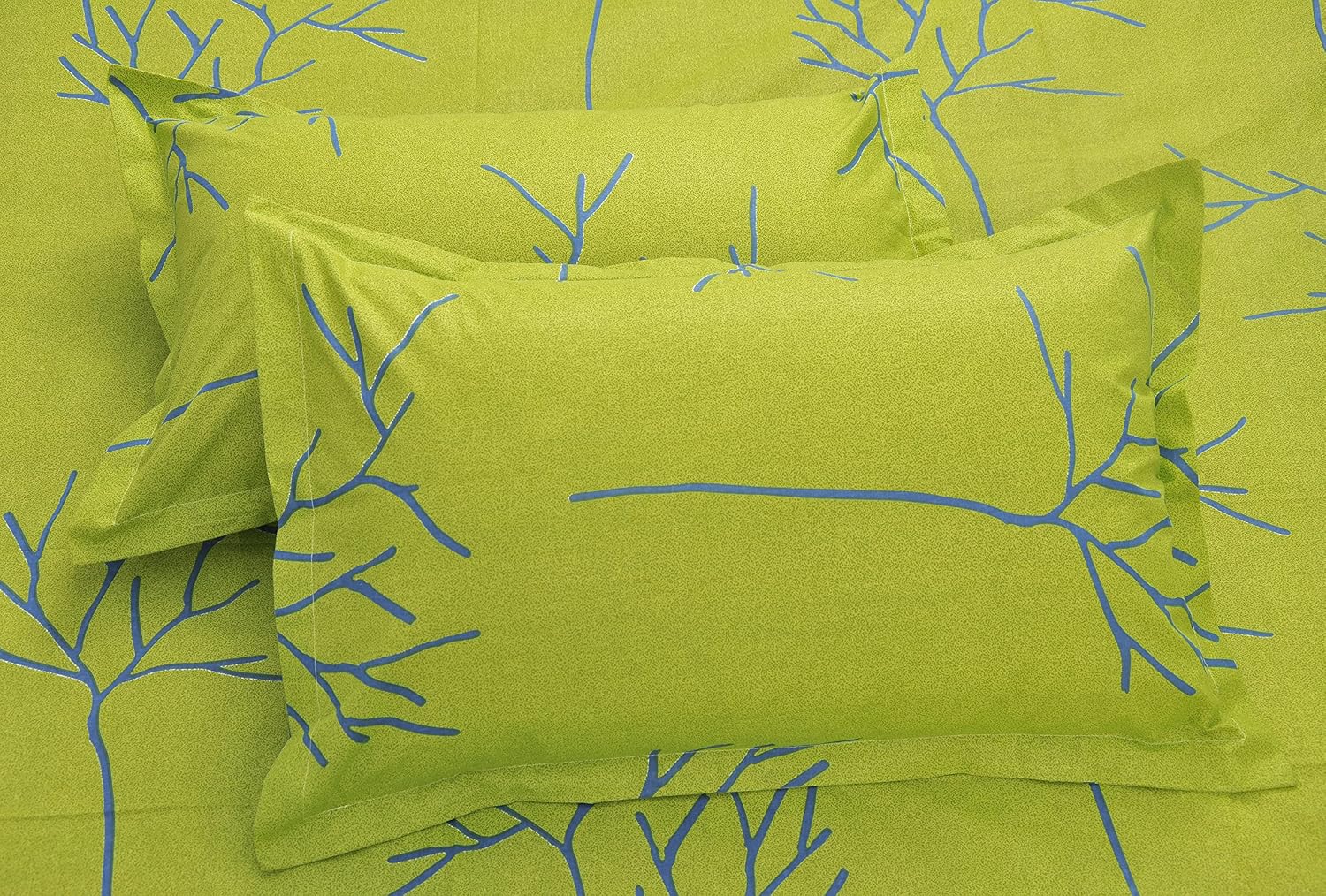1 King Size Bedsheet With 2 Pillow Covers - 108 X 110 Inches, Green | Skin Friendly Fabric With Vibrant Colors | Beautiful Bedsheets