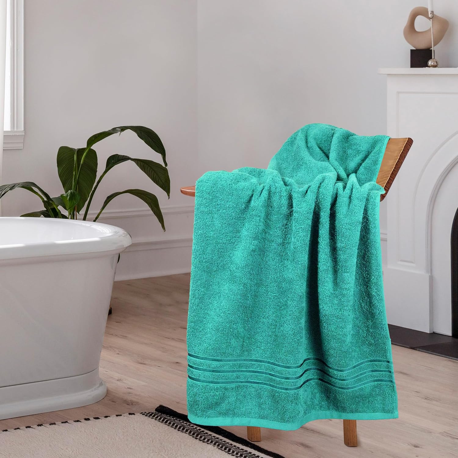 Home Elegance 100% Cotton Comfort Living Bath Towel 400 Gsm (Sea Green)- Pack Of 1