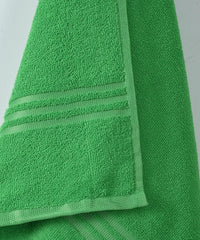 Cotton Bolls Textiles Soft Fabric Bath Towels 250 Gsm Large Size Soft & Absorbent 1 Piece Bath Towel For Men/Women In Daily Use (Green)