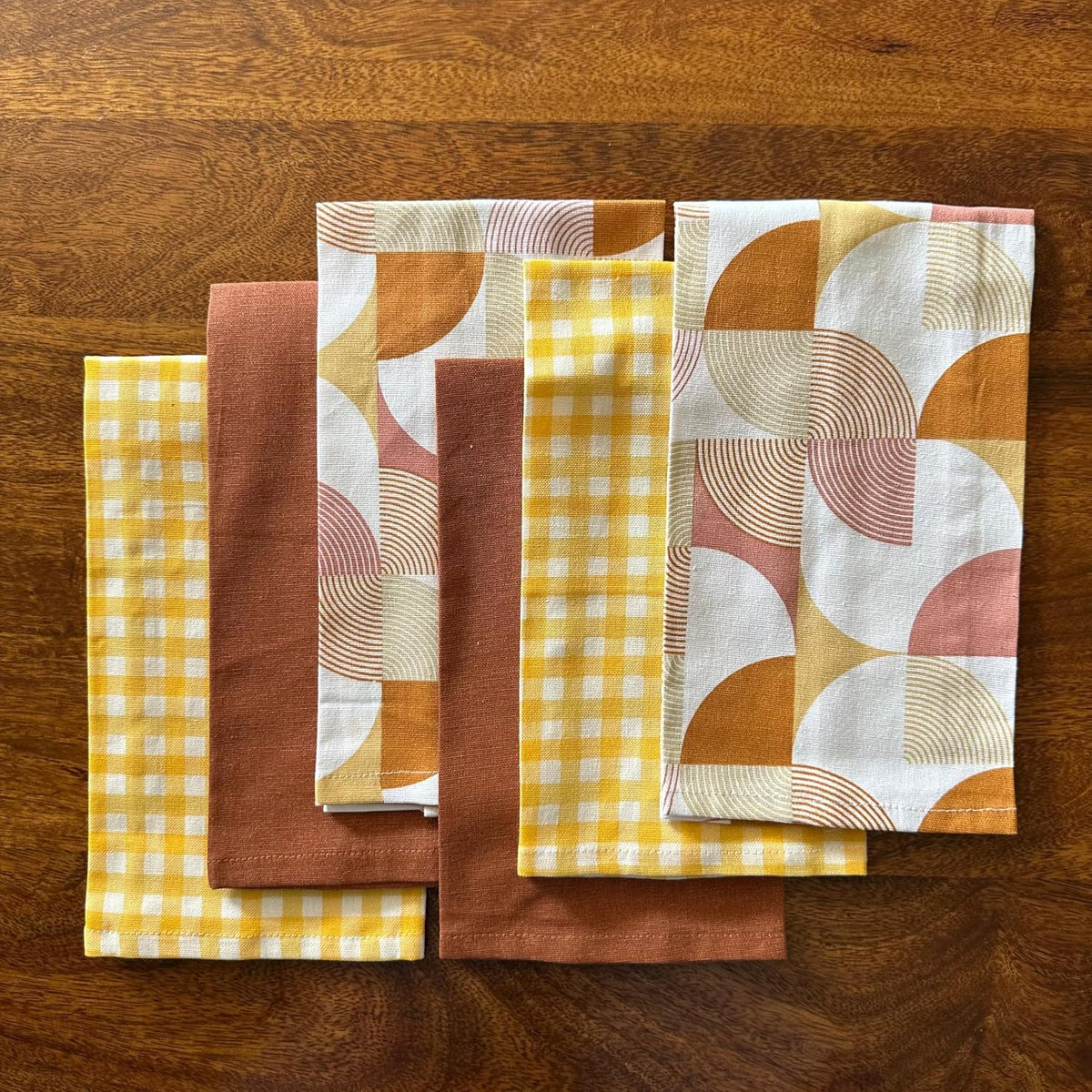 Oak & Lily 100% Cotton Kitchen Napkins Dish Towels 450 Gsm | Premium European Quality Washable, Large Size Kitchen Cloth For Roti, Cleaning, Drying | Rust Geometric (Set Of 6)