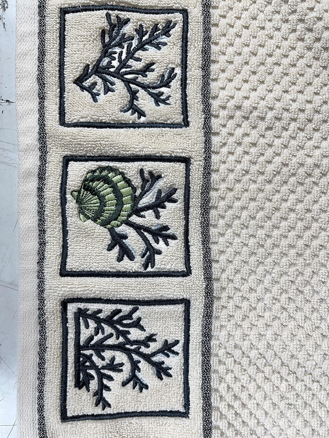 Senses By Riba All Cotton 550 Gsm Embroidered Bath Towel Set | Quick Drying, Highly Absorbant | Pack Of 4-2pcs Bath + 2pcs Hand Towels | Ivory (Style 5)